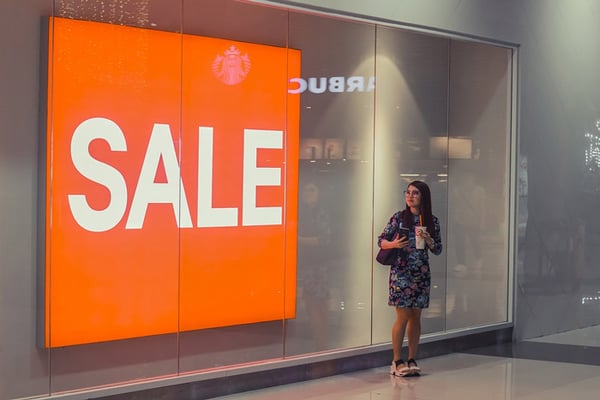 customer-retail-sale