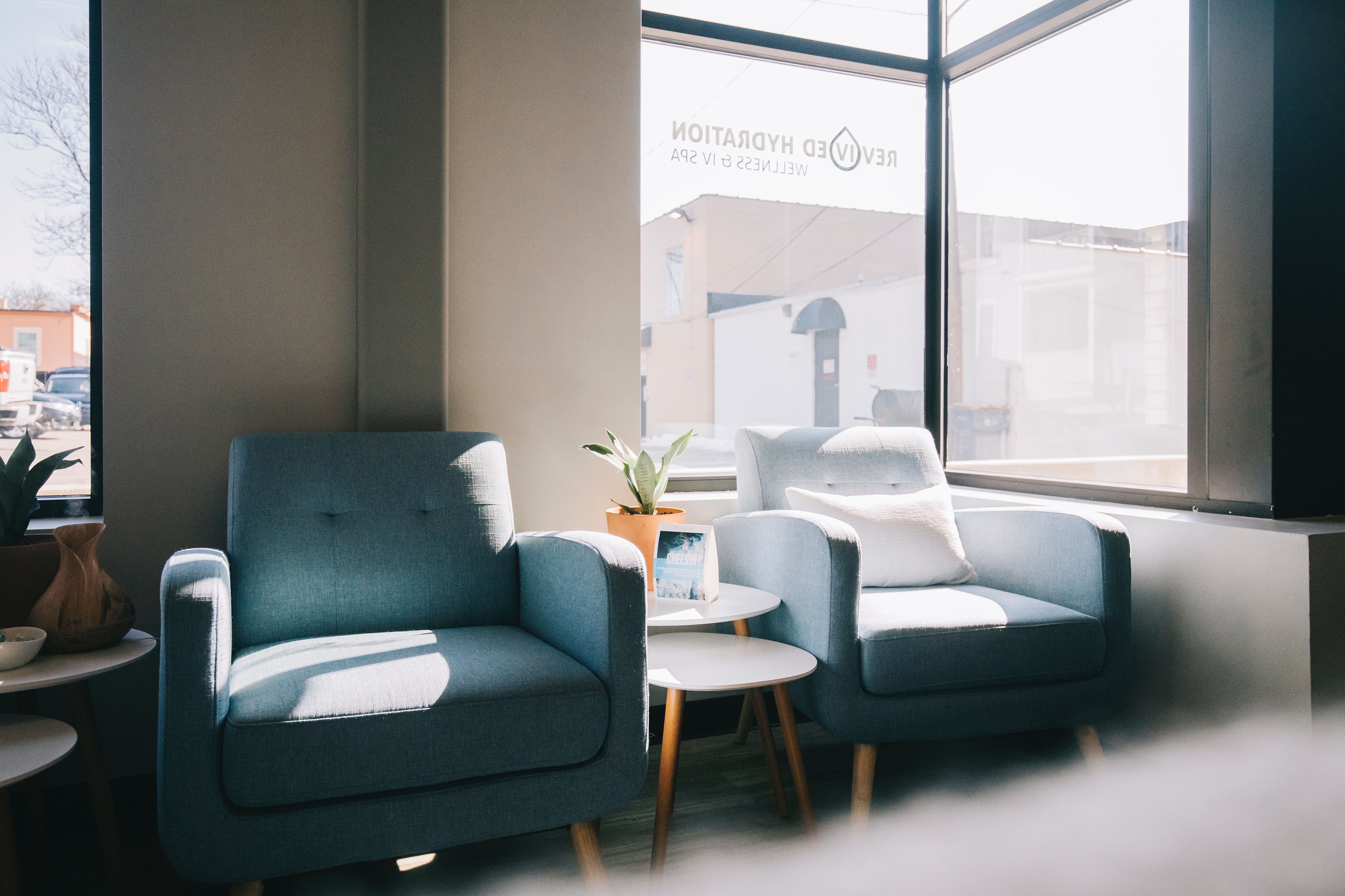 empty waiting rooms with the best appointment scheduling app