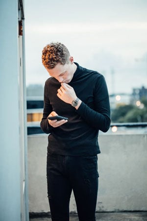 students stay up-to-date with texts